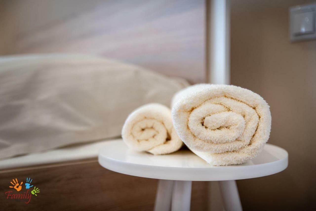 Family Apartmanhaz Daire Kanije Dış mekan fotoğraf